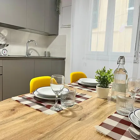 Ampio 5 Minuti Stazione Cinque Terre Apartment